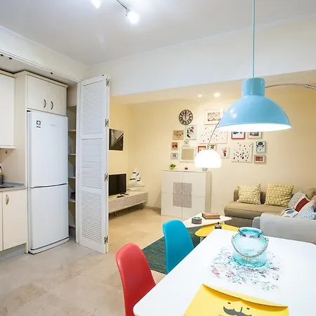 Mint Urban Suites Contemporary *