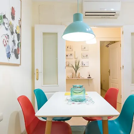 Apartment Mint Urban Suites Contemporary