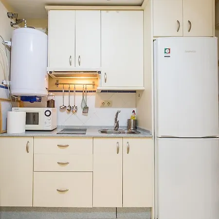 Mint Urban Suites Contemporary Apartment Seville